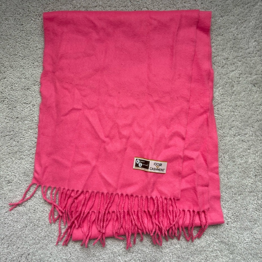 Luxurious Pink Cashmere Wrap